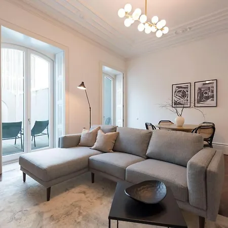 Apartment Clerigos Modern Flat W/ Ac & Patio By Lovelystay Porto