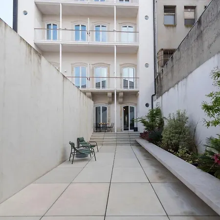 Apartment Clerigos Modern Flat W/ Ac & Patio By Lovelystay Porto